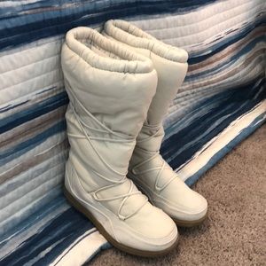 Winter White SNOW BOOTS